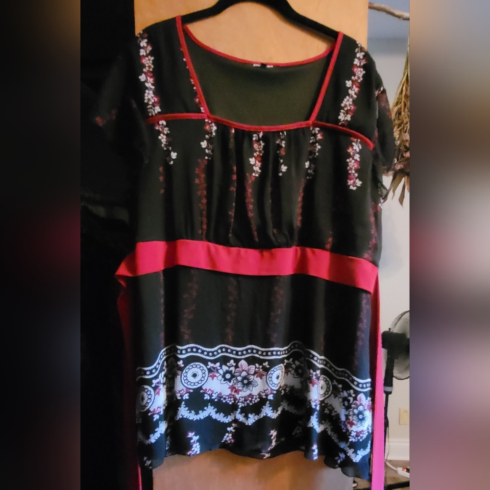 Short sleeve blouse shirt